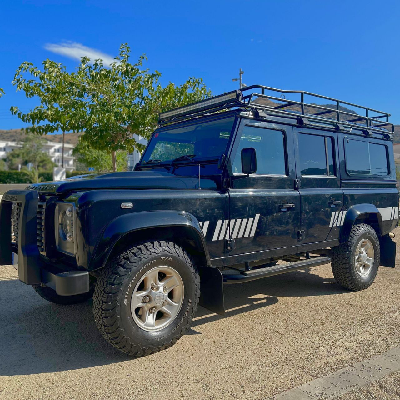 Land-Rover Defender LARGO 1033 Turismo   - Foto 1