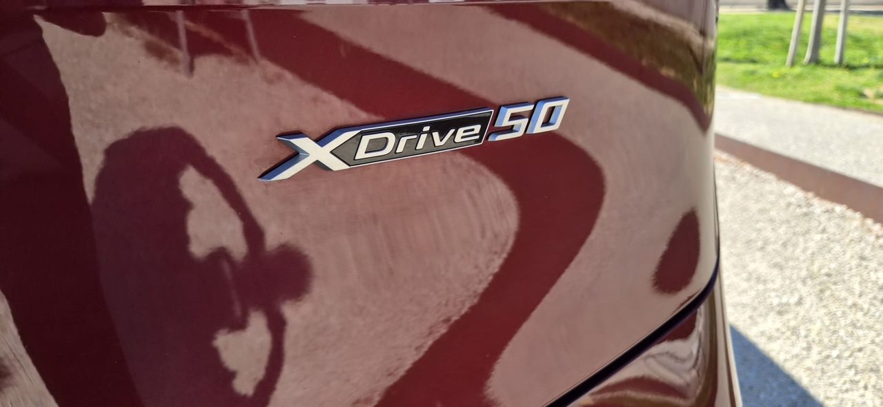BMW iX xDrive50  - Foto 1