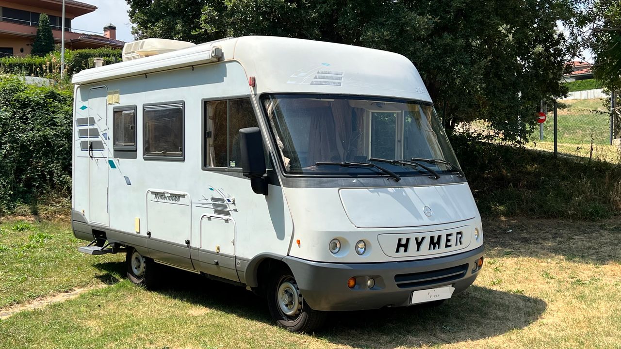 Hymer/Eriba S520 sobre Mercedes   - Foto 1