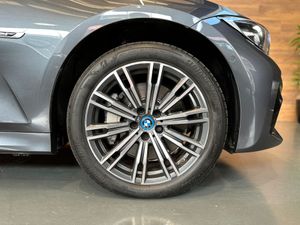 BMW Serie 3 Touring 330e  Xdrive M sport   - Foto 5