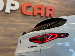 Alfa Romeo Stelvio 2.0  280cv Veloce Q4   - Foto 5