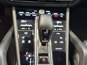 Porsche Cayenne E-Hybrid   - Foto 32