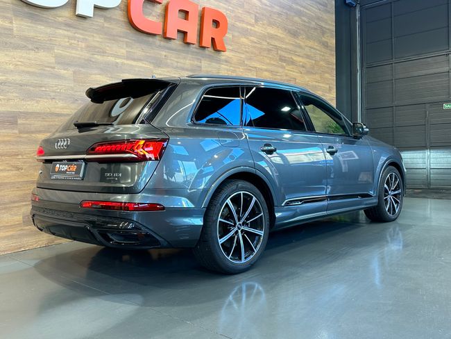 Audi Q7 5.0 Tdi Quattro 286 cv  Black Line   - Foto 4