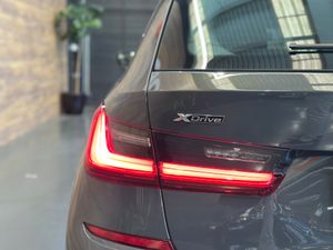 BMW Serie 3 320d xDrive Touring  190 cv   - Foto 24