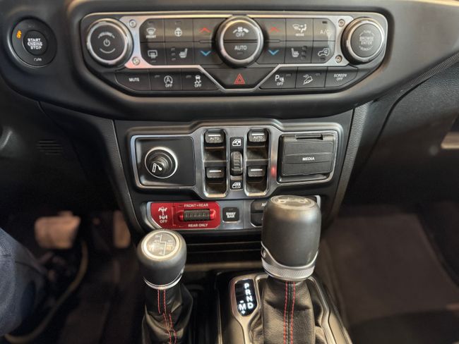 Jeep Wrangler Wrangler 2.0T Rubicon  8ATX   - Foto 16