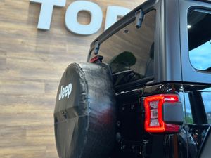 Jeep Wrangler Wrangler 2.0T Rubicon  8ATX   - Foto 31