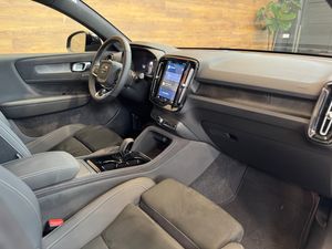 Volvo C40 Twin Recharge Ultimate 408 cv   - Foto 13