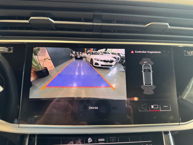 Audi Q8 55 TFSIe Quattro  Black Line  380 cv   - Foto 23
