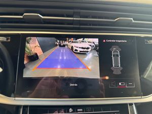 Audi Q8 55 TFSIe Quattro  Black Line  380 cv   - Foto 23