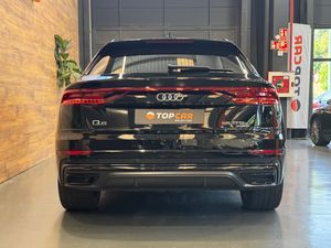 Audi Q8 55 TFSIe Quattro  Black Line  380 cv   - Foto 5