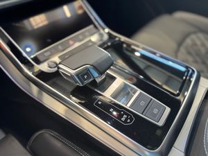 Audi Q8 55 TFSIe Quattro  Black Line  380 cv   - Foto 20