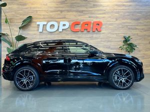 Audi Q8 55 TFSIe Quattro  Black Line  380 cv   - Foto 4