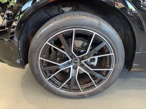 Audi Q8 55 TFSIe Quattro  Black Line  380 cv   - Foto 14