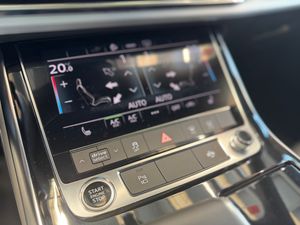 Audi Q8 55 TFSIe Quattro  Black Line  380 cv   - Foto 18