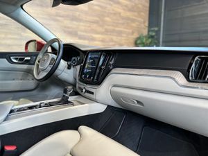 Volvo XC60 T5 2.0 AWD INSCRIPTION   - Foto 28