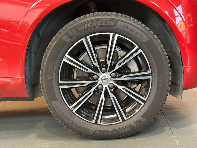 Volvo XC60 T5 2.0 AWD INSCRIPTION   - Foto 7