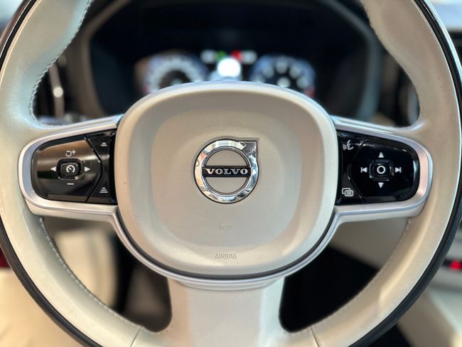 Volvo XC60 T5 2.0 AWD INSCRIPTION   - Foto 19