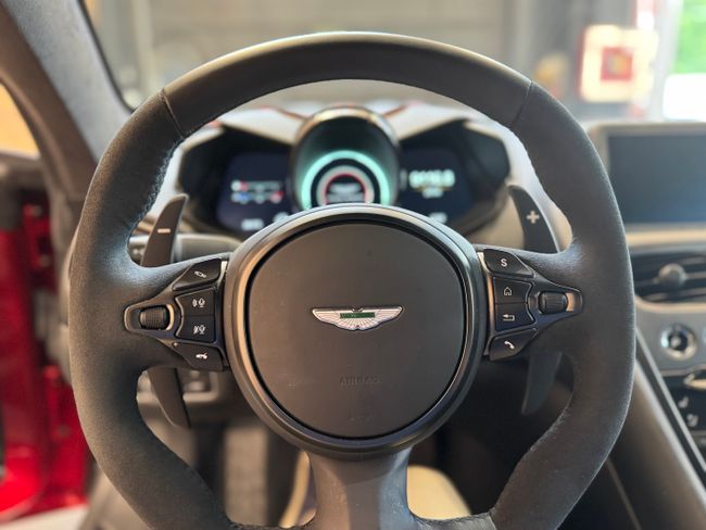 Aston martin DBS Superleggera  725cv   - Foto 15