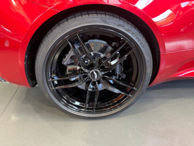 Aston martin DBS Superleggera  725cv   - Foto 10