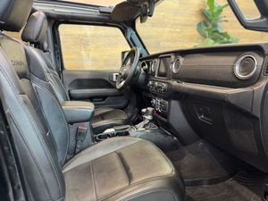 Jeep Wrangler 2.0T GME Sahara 8ATX 272cv    - Foto 10