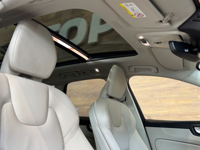 Volvo XC60 2.0 T6 Awd Recharge Inscription 340 cv   - Foto 19