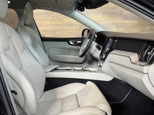 Volvo XC60 2.0 T6 Awd Recharge Inscription 340 cv   - Foto 20
