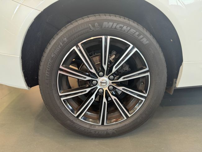 Volvo XC60 D4 Awd Inscription 190 cv   - Foto 24