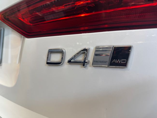 Volvo XC60 D4 Awd Inscription 190 cv   - Foto 25