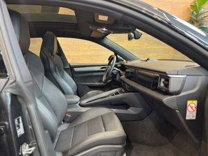 Porsche Macan 4 ELECTRIC   - Foto 13