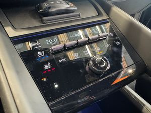 Porsche Macan 4 ELECTRIC   - Foto 19