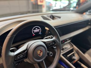Porsche Macan 4 ELECTRIC   - Foto 27