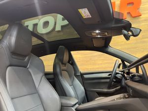 Porsche Macan 4 ELECTRIC   - Foto 12