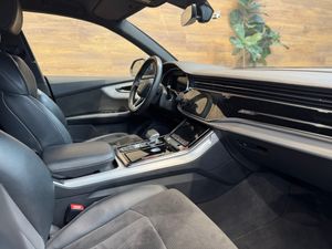 Audi Q8 55 TFSIe Quattro S Line  Plus  380 cv   - Foto 13