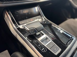 Audi Q8 55 TFSIe Quattro S Line  Plus  380 cv   - Foto 14