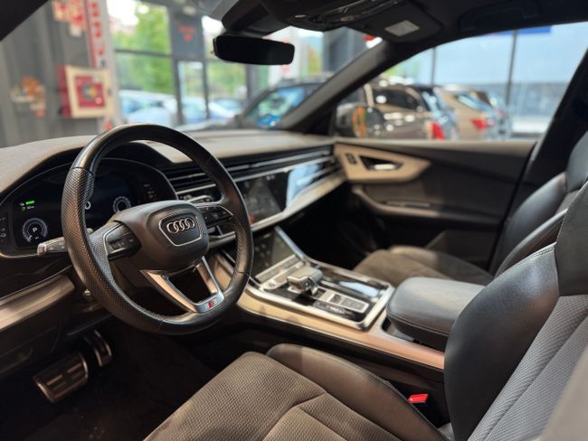 Audi Q8 55 TFSIe Quattro S Line  Plus  380 cv   - Foto 11
