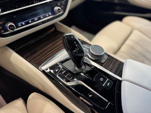 BMW Serie 5 520 D Touring Pack M    - Foto 17