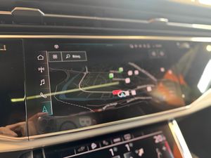 Audi Q8 55 TFSIe Quattro  Black Line  380 cv   - Foto 25