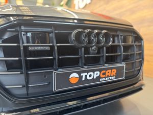 Audi Q8 55 TFSIe Quattro  Black Line  380 cv   - Foto 19
