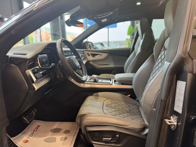 Audi Q8 55 TFSIe Quattro  Black Line  380 cv   - Foto 12