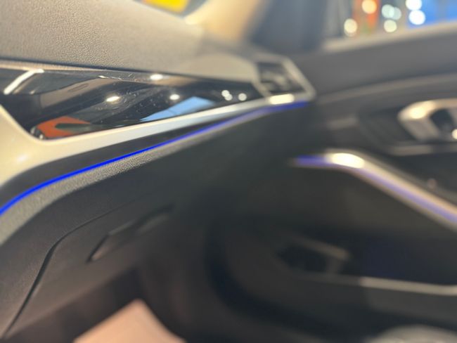 BMW Serie 3 320 I Touring  - Foto 17