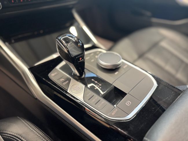 BMW Serie 3 320 I Touring  - Foto 18