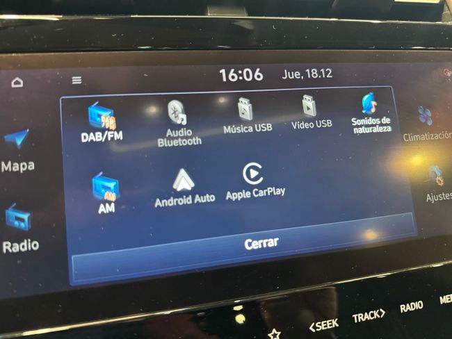 Hyundai Tucson 2.0 Crdi  136 cv 48V Tecno Sky DCT  - Foto 17