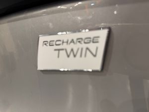 Volvo C40 Recharge Twin Ultimate Awd 400 cv  - Foto 9