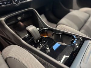 Volvo C40 Recharge Twin Ultimate Awd 400 cv  - Foto 18