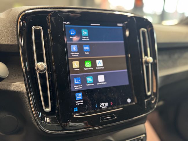 Volvo C40 Recharge Twin Ultimate Awd 400 cv  - Foto 19