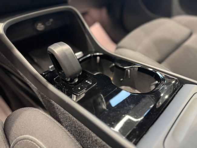 Volvo C40 Recharge Twin Ultimate Awd 400 cv  - Foto 21