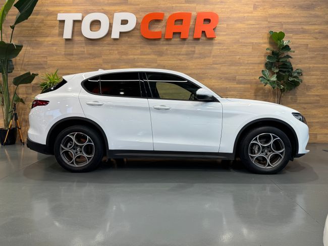 Alfa Romeo Stelvio 2.0 Q4  200 cv  - Foto 4
