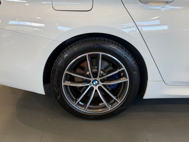 BMW Serie 5 520D xDrive  Touring Pack M Sport  - Foto 10