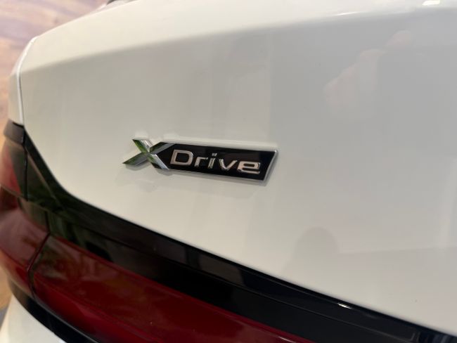 BMW Serie 5 520D xDrive  Touring Pack M Sport  - Foto 22