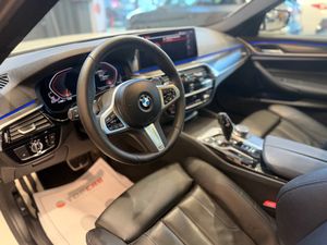 BMW Serie 5 520D xDrive  Touring Pack M Sport  - Foto 13